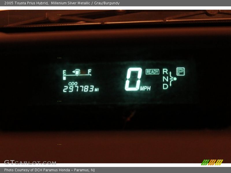 Millenium Silver Metallic / Gray/Burgundy 2005 Toyota Prius Hybrid