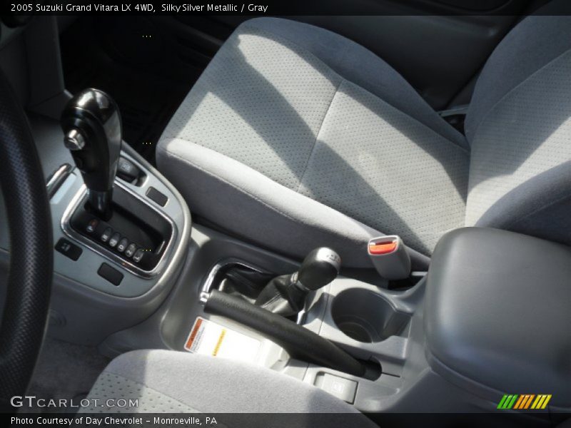 Silky Silver Metallic / Gray 2005 Suzuki Grand Vitara LX 4WD