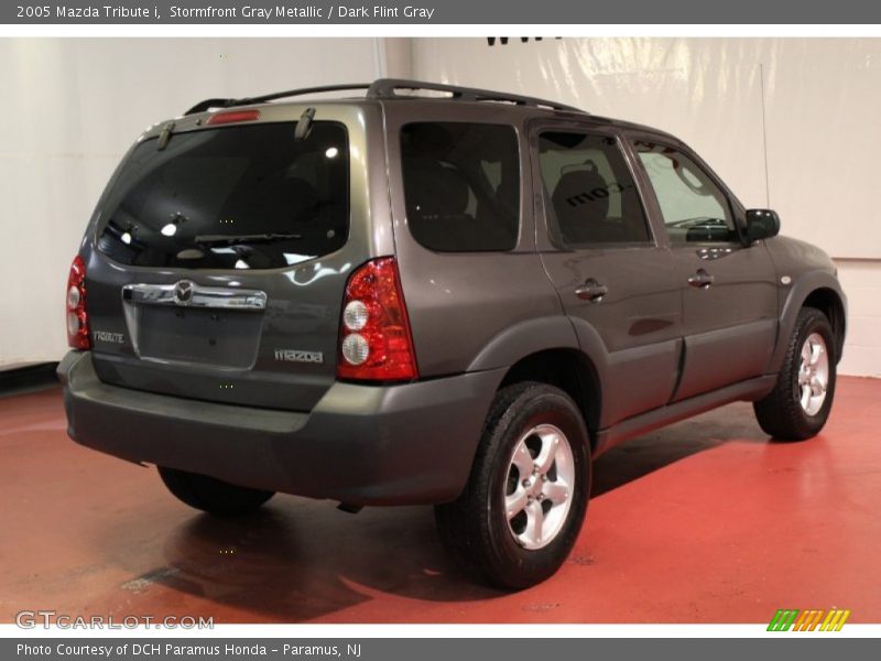 Stormfront Gray Metallic / Dark Flint Gray 2005 Mazda Tribute i