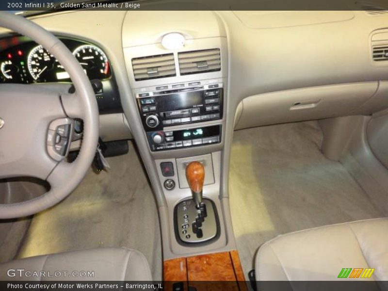 Golden Sand Metallic / Beige 2002 Infiniti I 35