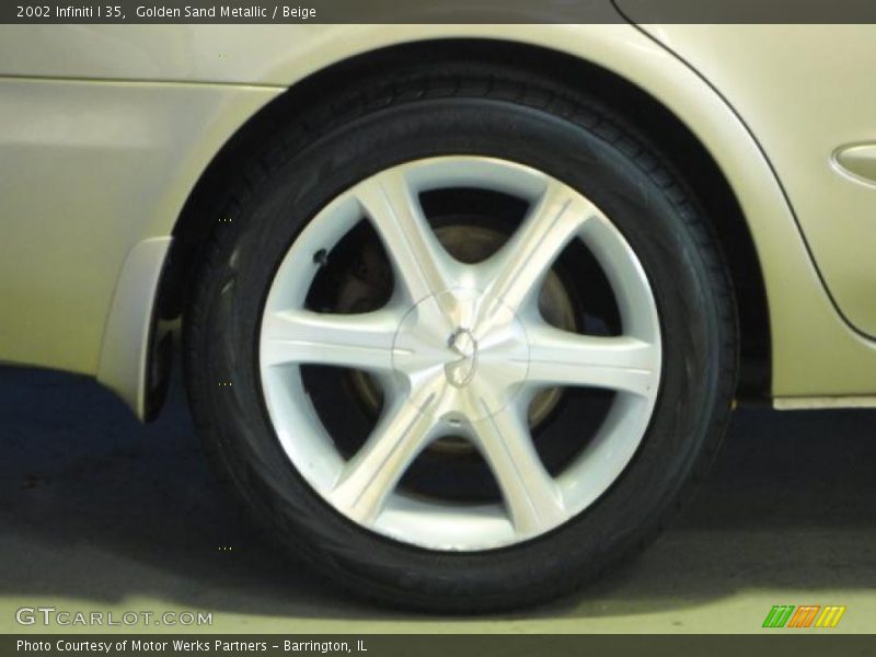 Golden Sand Metallic / Beige 2002 Infiniti I 35