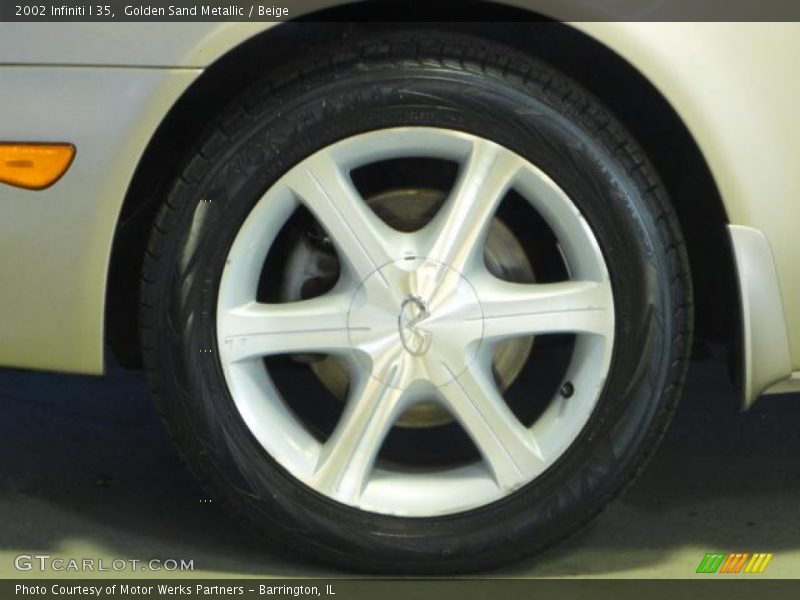 Golden Sand Metallic / Beige 2002 Infiniti I 35