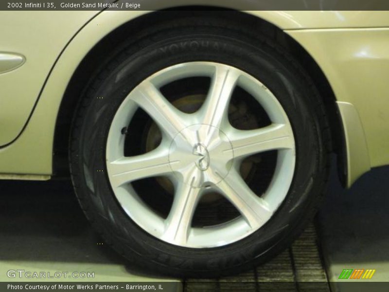 Golden Sand Metallic / Beige 2002 Infiniti I 35