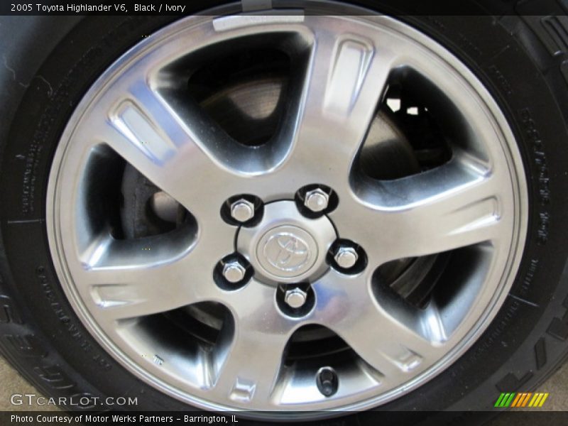 Black / Ivory 2005 Toyota Highlander V6