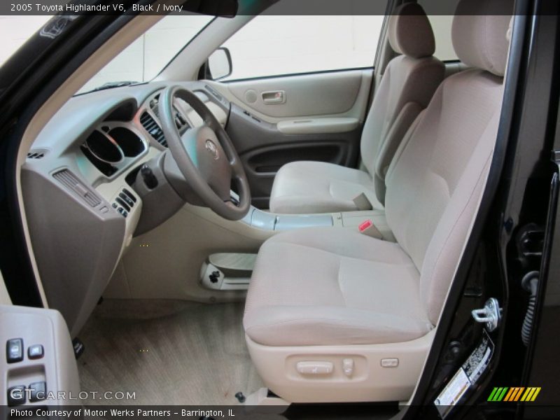 Black / Ivory 2005 Toyota Highlander V6