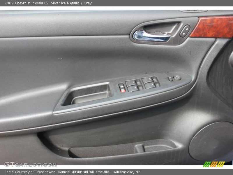 Silver Ice Metallic / Gray 2009 Chevrolet Impala LS