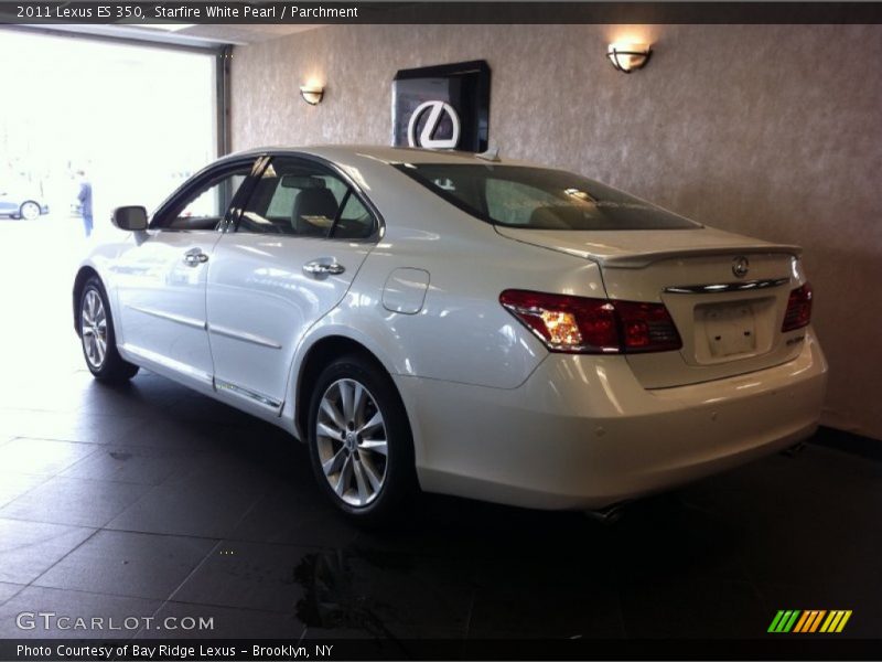 Starfire White Pearl / Parchment 2011 Lexus ES 350