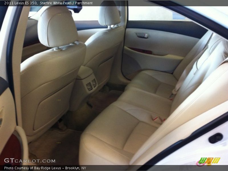 Starfire White Pearl / Parchment 2011 Lexus ES 350