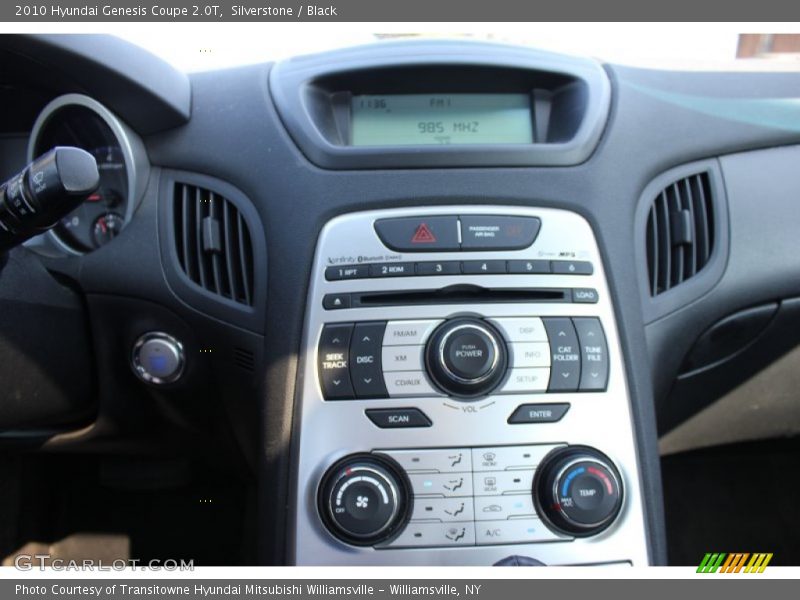 Silverstone / Black 2010 Hyundai Genesis Coupe 2.0T
