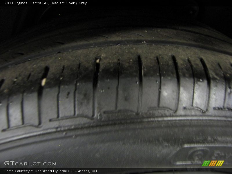 Radiant Silver / Gray 2011 Hyundai Elantra GLS