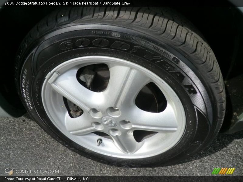 Satin Jade Pearlcoat / Dark Slate Grey 2006 Dodge Stratus SXT Sedan