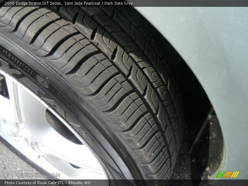 Satin Jade Pearlcoat / Dark Slate Grey 2006 Dodge Stratus SXT Sedan