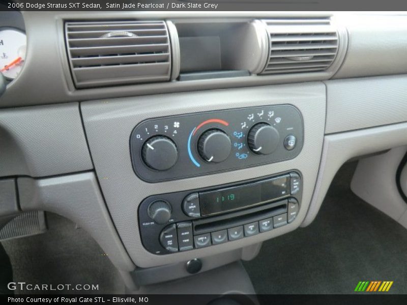 Satin Jade Pearlcoat / Dark Slate Grey 2006 Dodge Stratus SXT Sedan