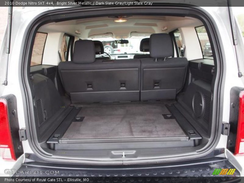  2010 Nitro SXT 4x4 Trunk