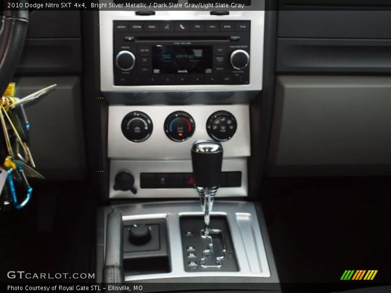 Bright Silver Metallic / Dark Slate Gray/Light Slate Gray 2010 Dodge Nitro SXT 4x4