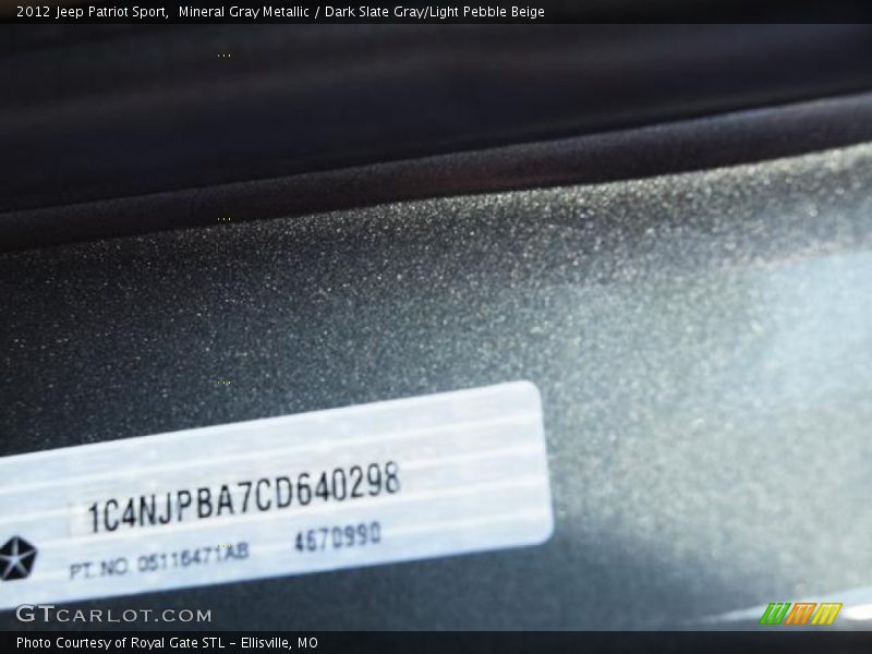 Mineral Gray Metallic / Dark Slate Gray/Light Pebble Beige 2012 Jeep Patriot Sport