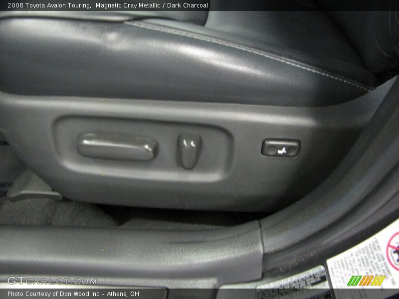 Magnetic Gray Metallic / Dark Charcoal 2008 Toyota Avalon Touring