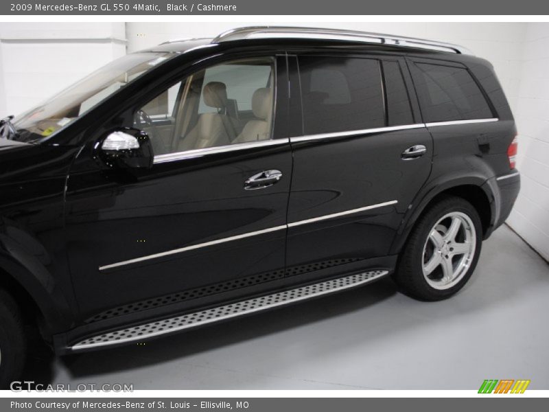Black / Cashmere 2009 Mercedes-Benz GL 550 4Matic