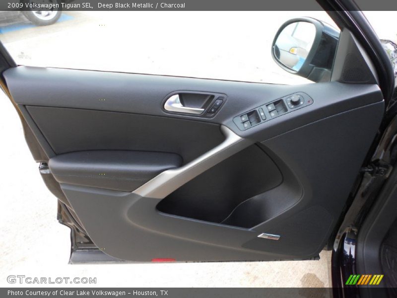 Deep Black Metallic / Charcoal 2009 Volkswagen Tiguan SEL