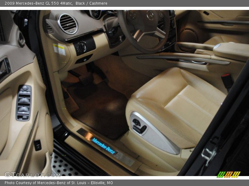Black / Cashmere 2009 Mercedes-Benz GL 550 4Matic