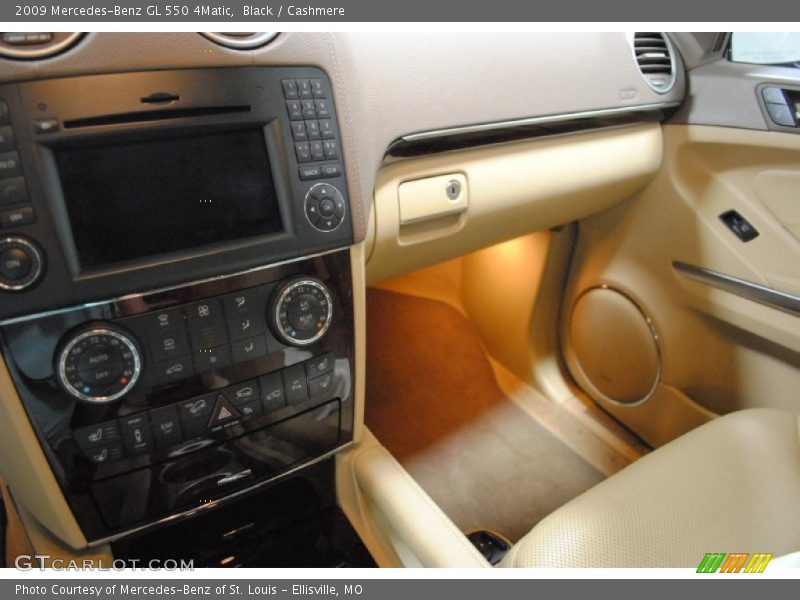 Black / Cashmere 2009 Mercedes-Benz GL 550 4Matic