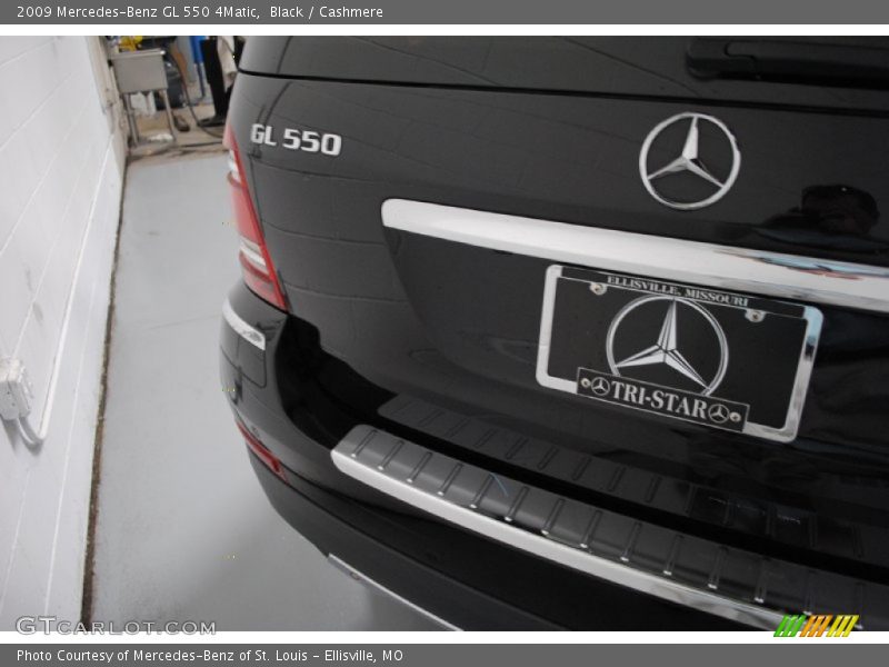 Black / Cashmere 2009 Mercedes-Benz GL 550 4Matic