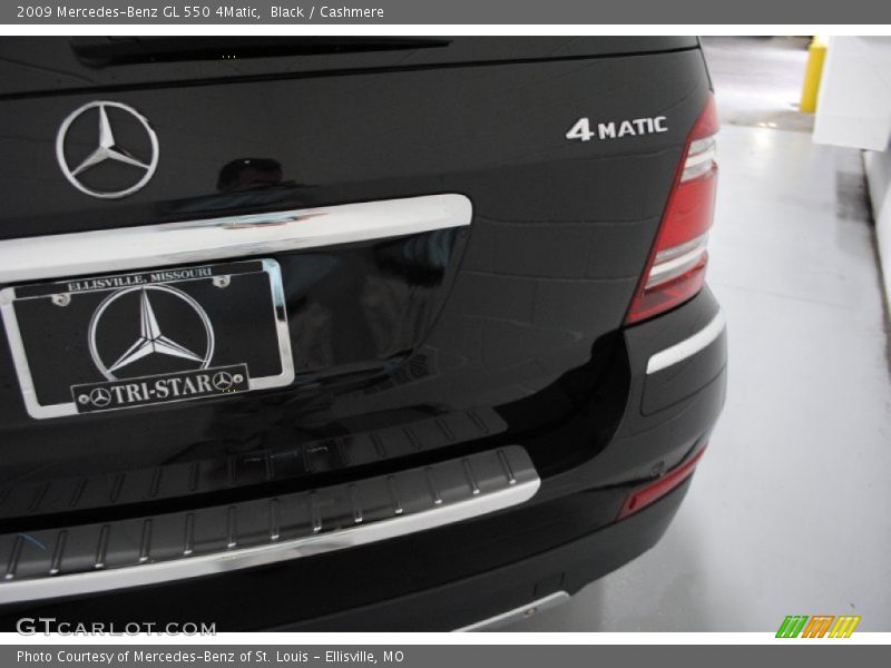 Black / Cashmere 2009 Mercedes-Benz GL 550 4Matic