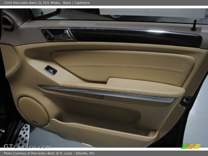 Black / Cashmere 2009 Mercedes-Benz GL 550 4Matic