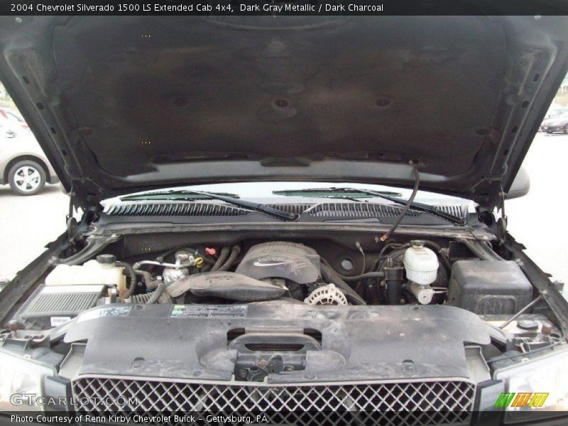 Dark Gray Metallic / Dark Charcoal 2004 Chevrolet Silverado 1500 LS Extended Cab 4x4