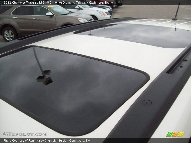 Sunroof of 2012 Traverse LTZ AWD