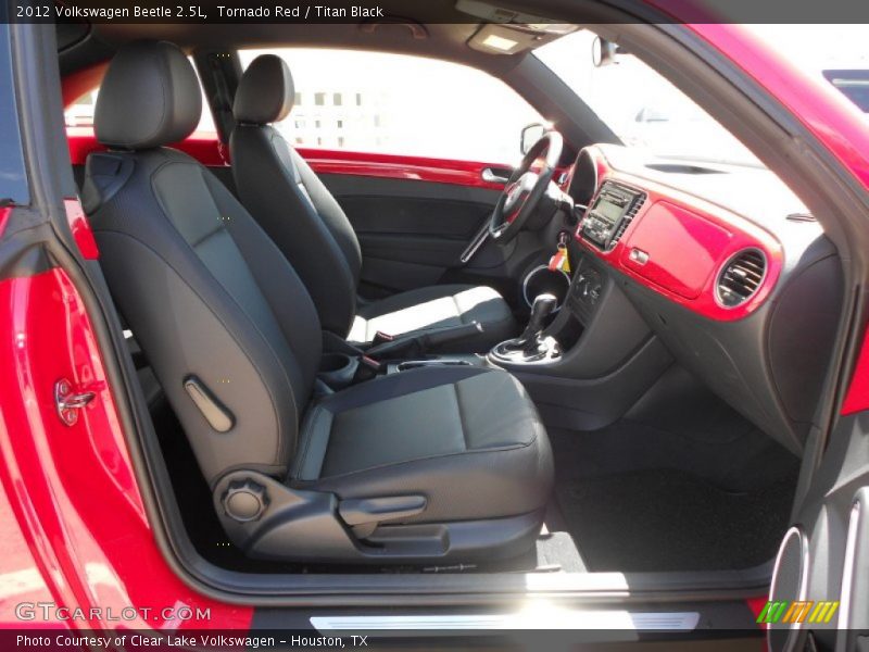 Tornado Red / Titan Black 2012 Volkswagen Beetle 2.5L