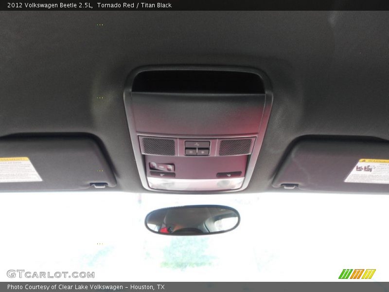 Tornado Red / Titan Black 2012 Volkswagen Beetle 2.5L