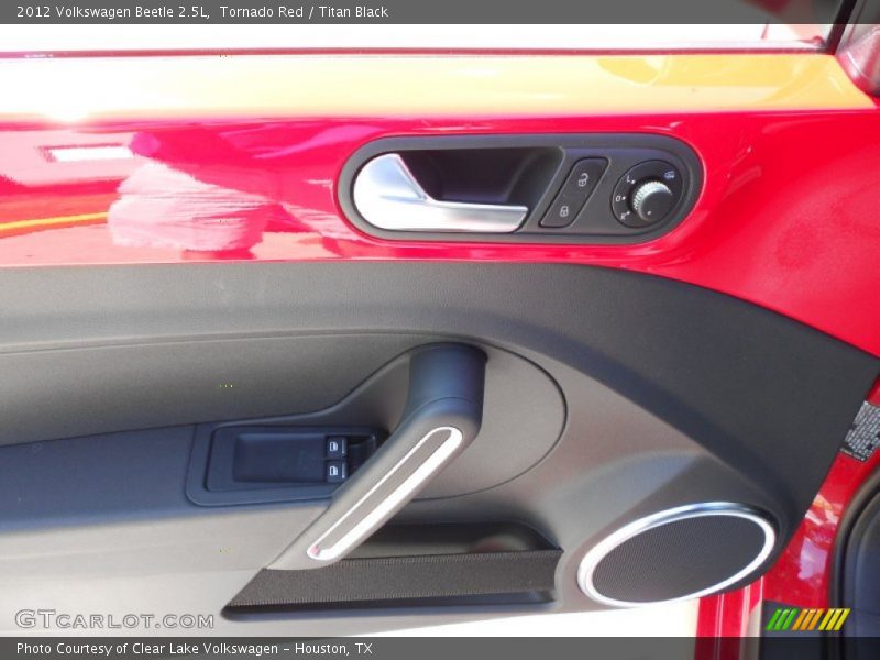 Tornado Red / Titan Black 2012 Volkswagen Beetle 2.5L