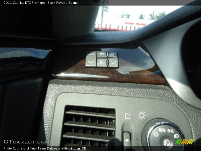 Black Raven / Ebony 2011 Cadillac DTS Premium