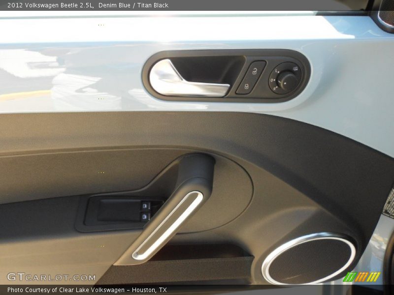 Denim Blue / Titan Black 2012 Volkswagen Beetle 2.5L
