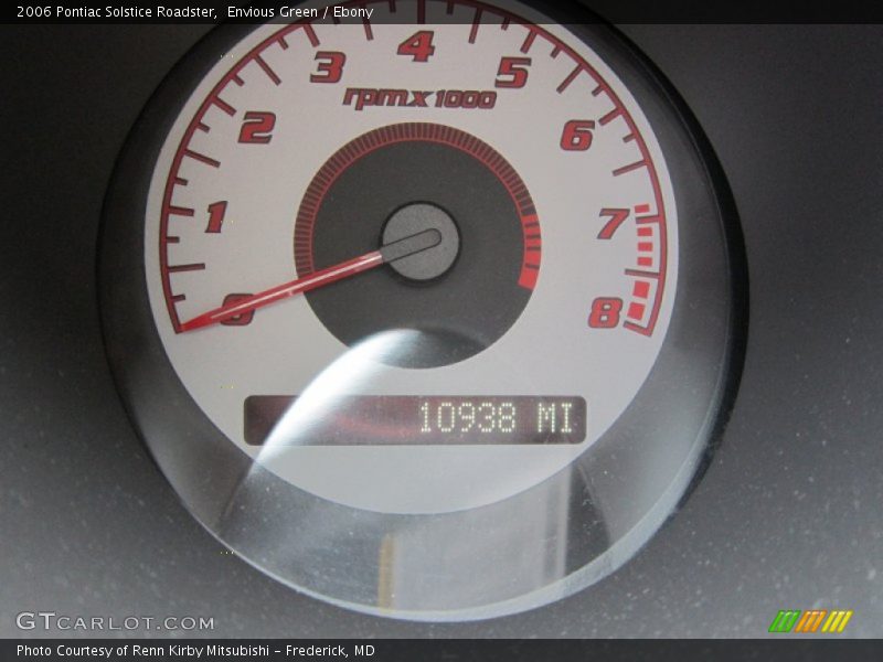 Envious Green / Ebony 2006 Pontiac Solstice Roadster