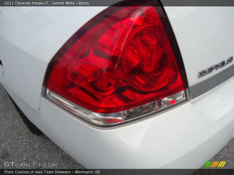 Summit White / Ebony 2011 Chevrolet Impala LT