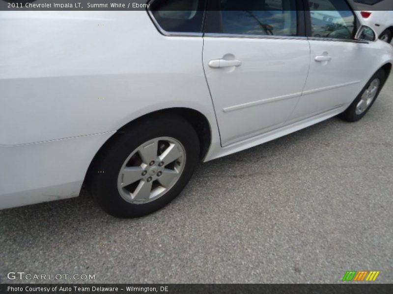 Summit White / Ebony 2011 Chevrolet Impala LT