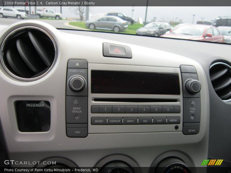 Carbon Gray Metallic / Ebony 2009 Pontiac Vibe 2.4