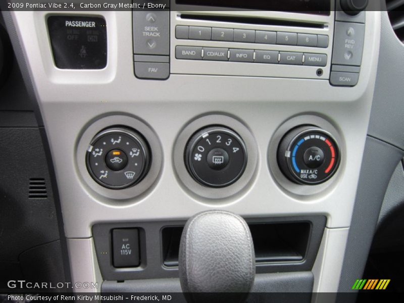 Carbon Gray Metallic / Ebony 2009 Pontiac Vibe 2.4