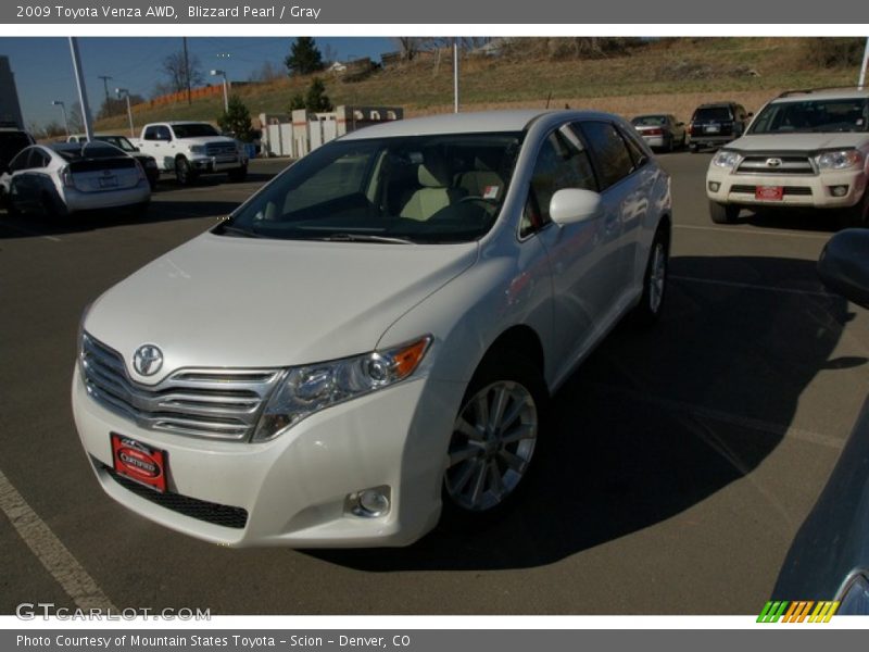 Blizzard Pearl / Gray 2009 Toyota Venza AWD