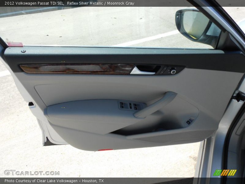 Reflex Silver Metallic / Moonrock Gray 2012 Volkswagen Passat TDI SEL