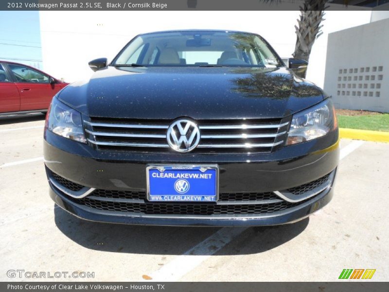 Black / Cornsilk Beige 2012 Volkswagen Passat 2.5L SE
