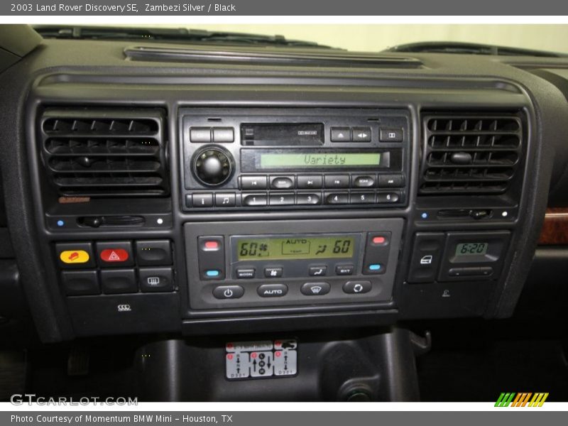 Zambezi Silver / Black 2003 Land Rover Discovery SE