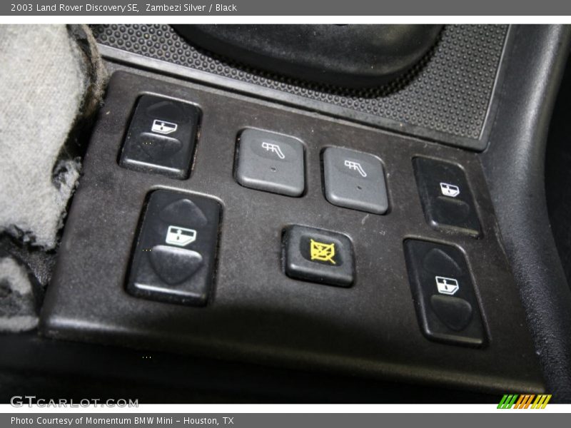 Zambezi Silver / Black 2003 Land Rover Discovery SE