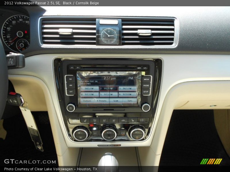 Black / Cornsilk Beige 2012 Volkswagen Passat 2.5L SE