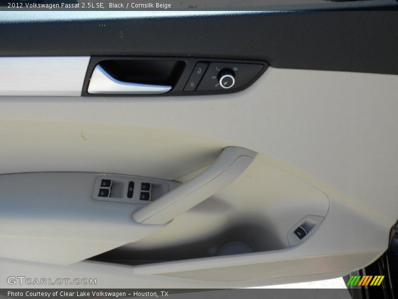 Black / Cornsilk Beige 2012 Volkswagen Passat 2.5L SE