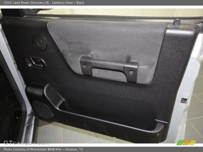Zambezi Silver / Black 2003 Land Rover Discovery SE