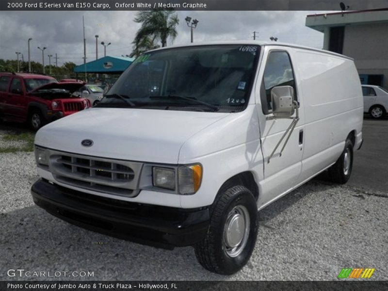 Oxford White / Medium Graphite 2000 Ford E Series Van E150 Cargo