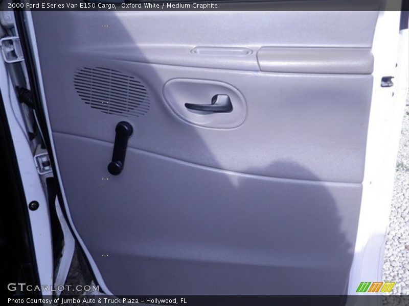 Oxford White / Medium Graphite 2000 Ford E Series Van E150 Cargo